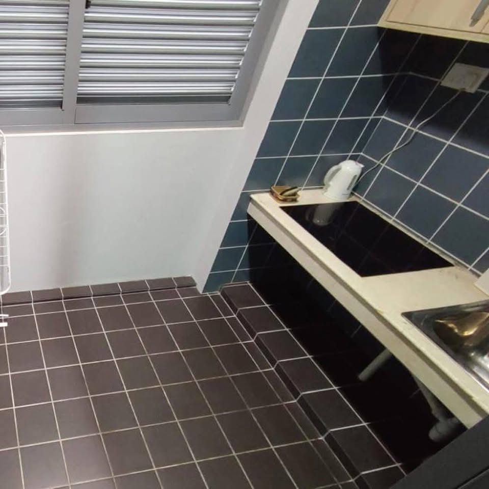 FIRST FLOOR FOR RENT AT MENGLAIT