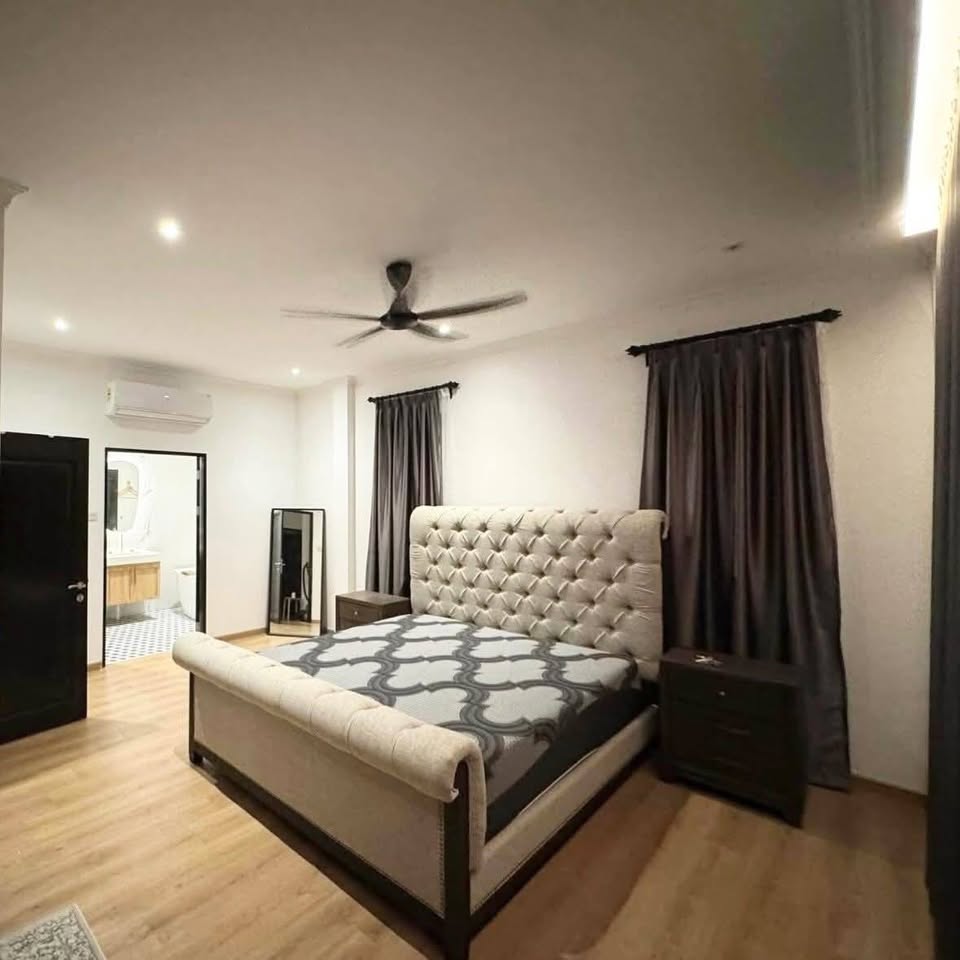 SEMI DETACHED HOUSE FOR RENT LAMBAK